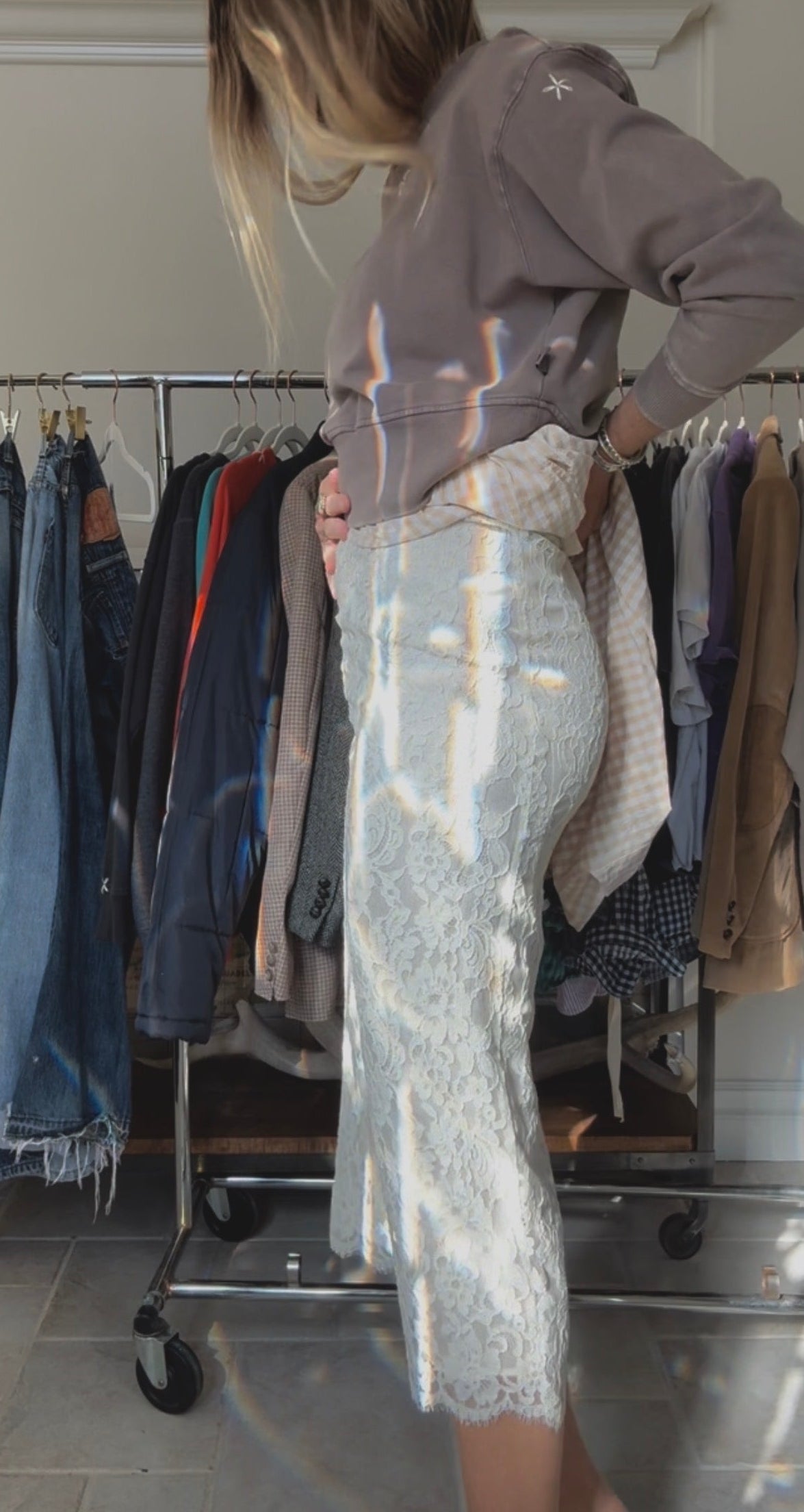 VINTAGE LACE PENCIL SKIRT