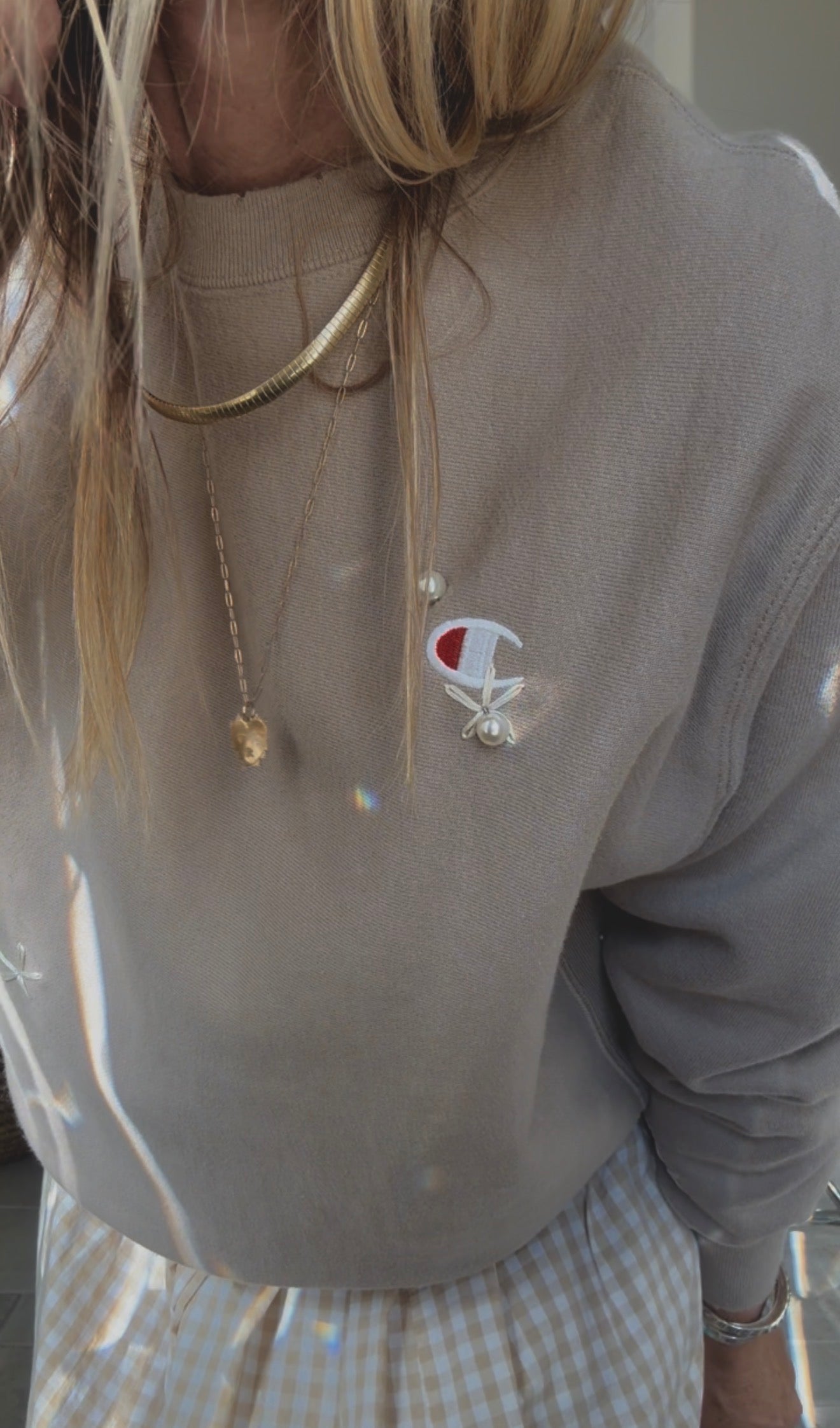 CHAMPION LAZY DAISY CREW - TAN