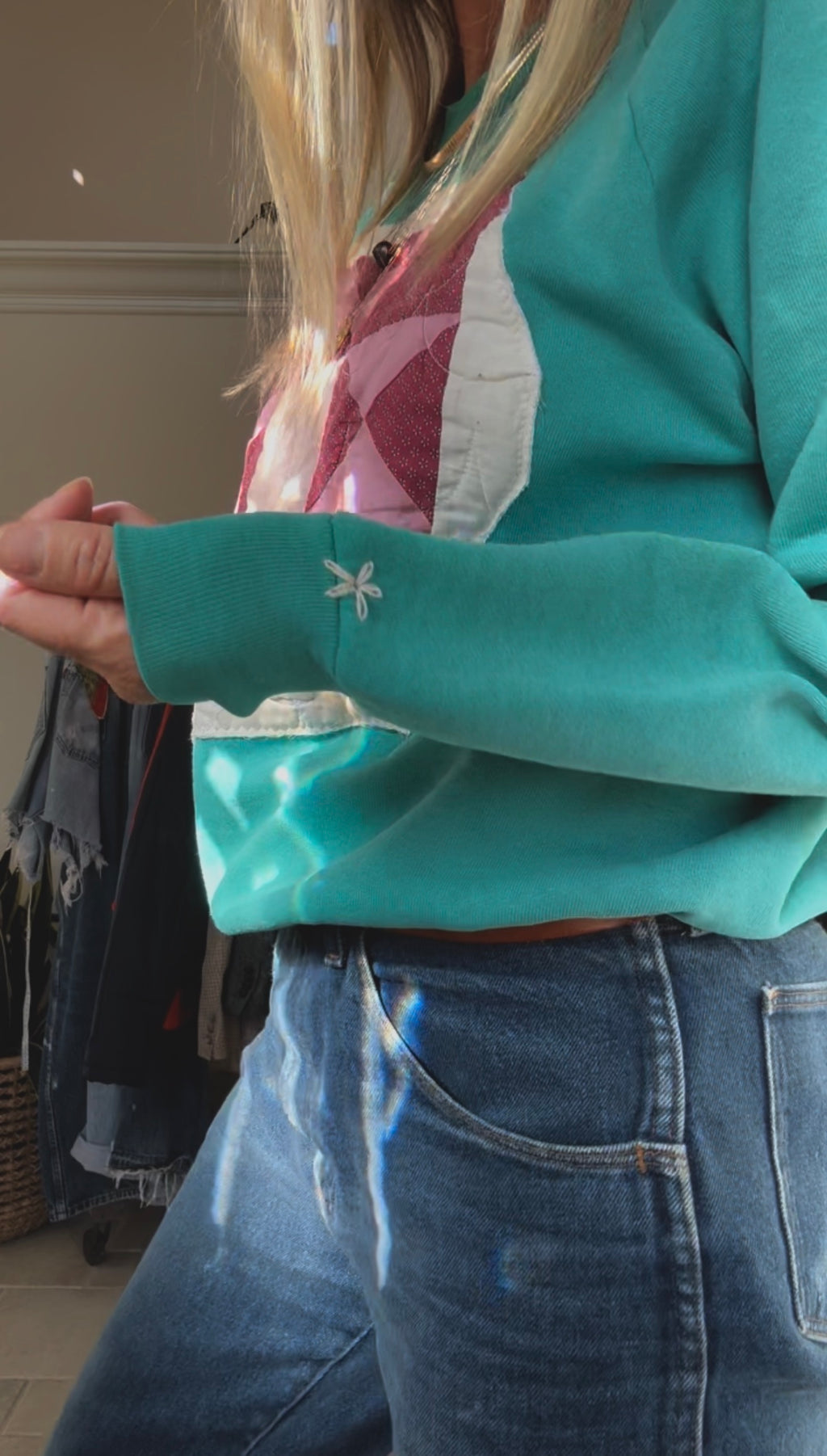 QUILTED CREW SWEATSHIRT- TEAL