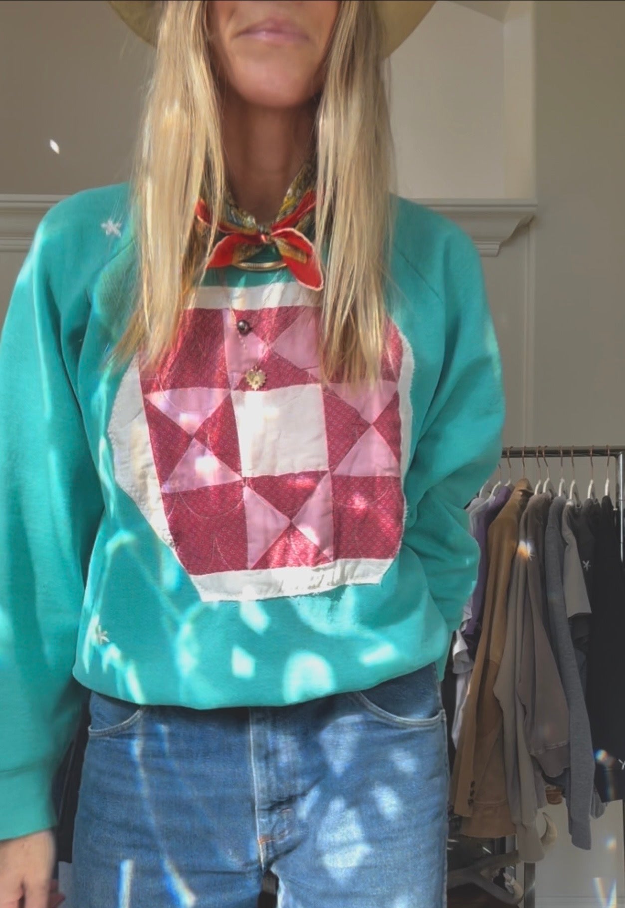QUILTED CREW SWEATSHIRT- TEAL