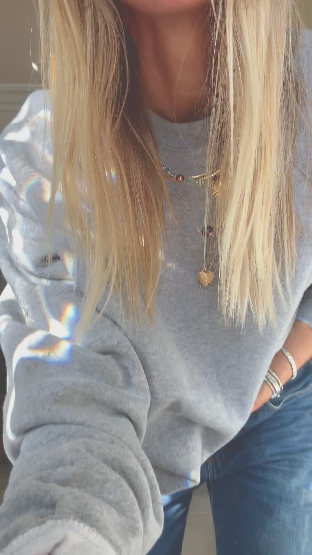 LAZIEST DAISY SWEATSHIRT - HEATHER GREY